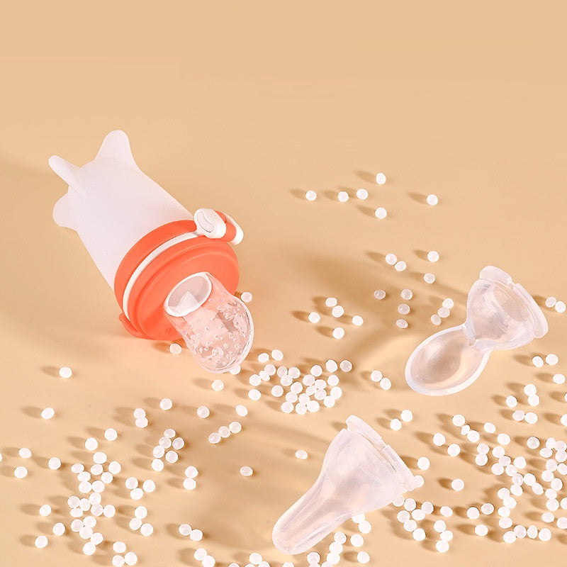 Squeeze Feeding Silicone Baby Solid Milk Bottle